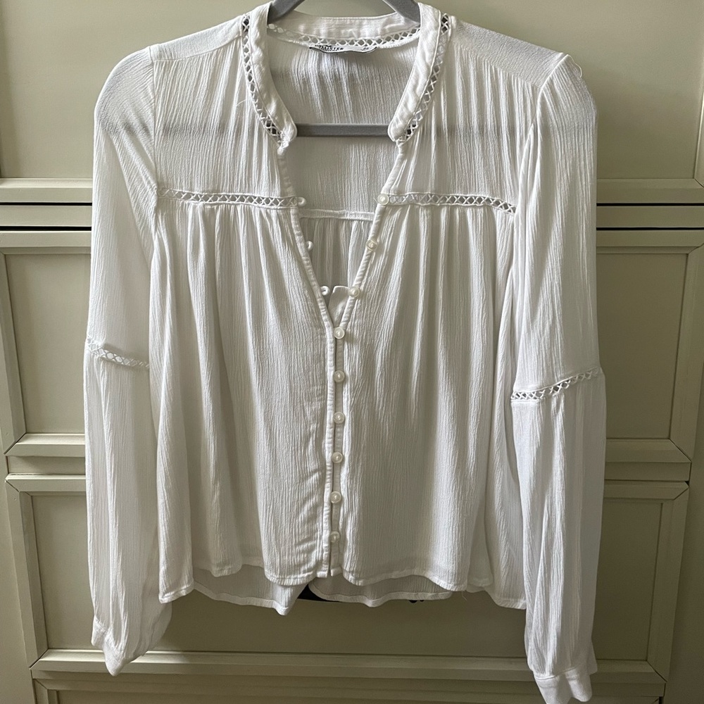White Hollister blouse